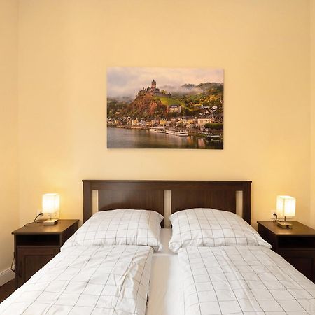 Alte Stadtvilla Am Weinberg 1 ทราเบิน-ทราร์บาค ภายนอก รูปภาพ