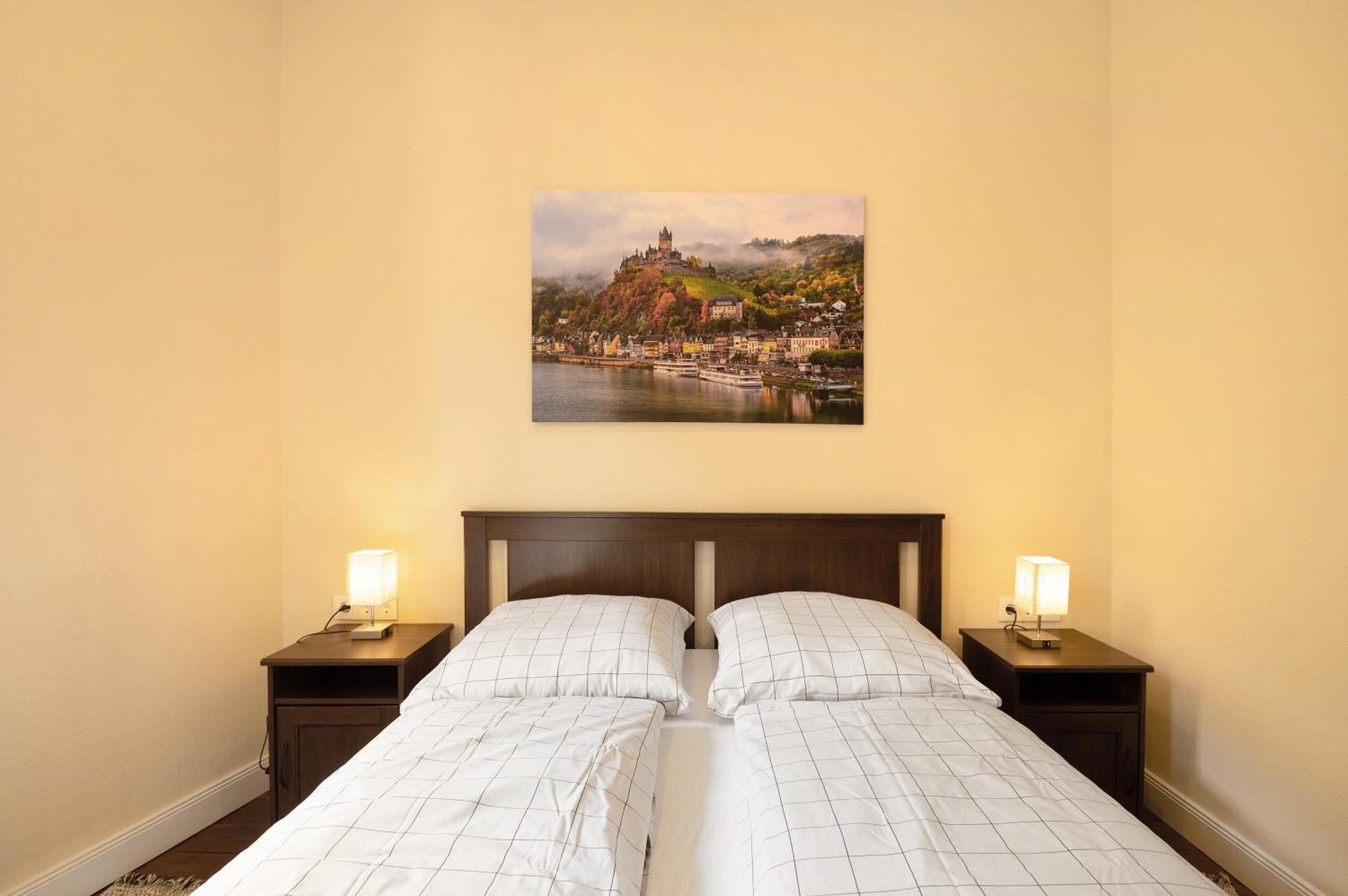 Alte Stadtvilla Am Weinberg 1 ทราเบิน-ทราร์บาค ภายนอก รูปภาพ