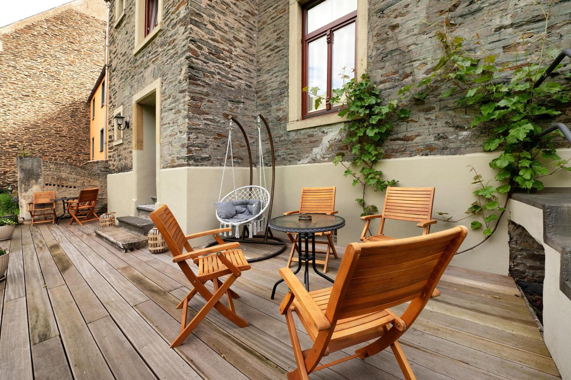 Alte Stadtvilla Am Weinberg 1 ทราเบิน-ทราร์บาค ภายนอก รูปภาพ